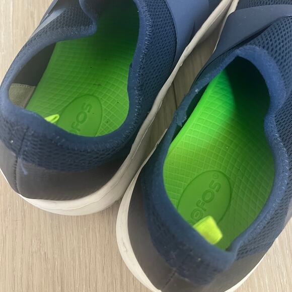 OOFOS OOmg Low Recovery Shoe Men's 8 / 41 Navy Blue Mesh Slip On - Picture 4 of 9